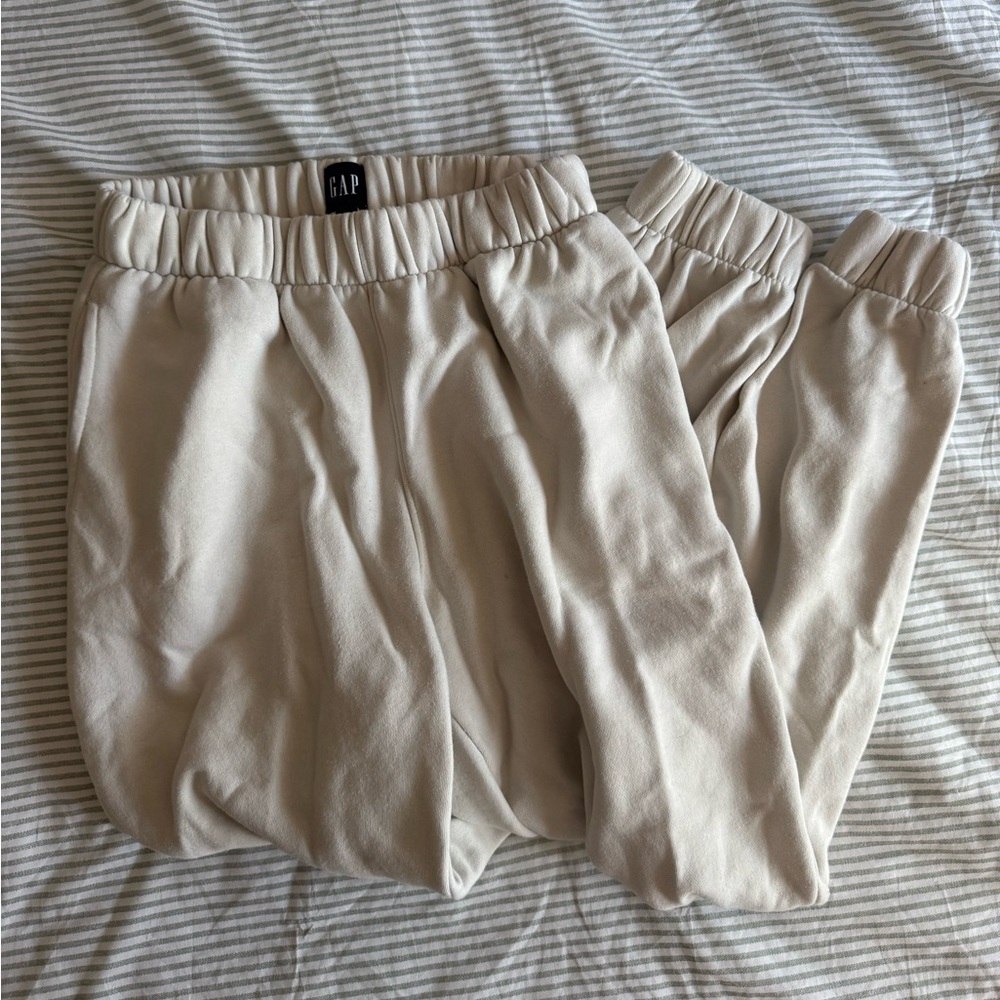 GAP Sweatpants